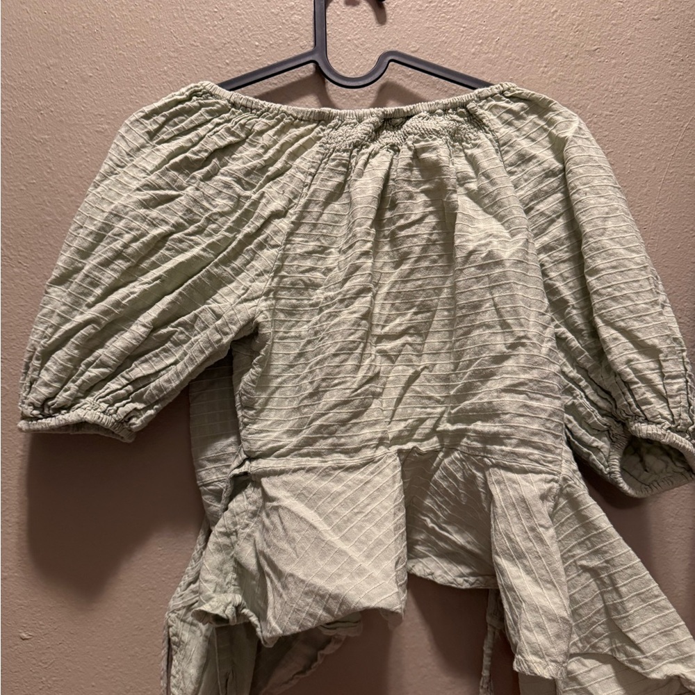 Universal Thread Light Green Textured Blouse